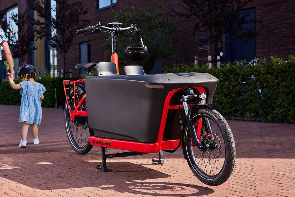 trek marquee city fetch bakfiets in rode kleur